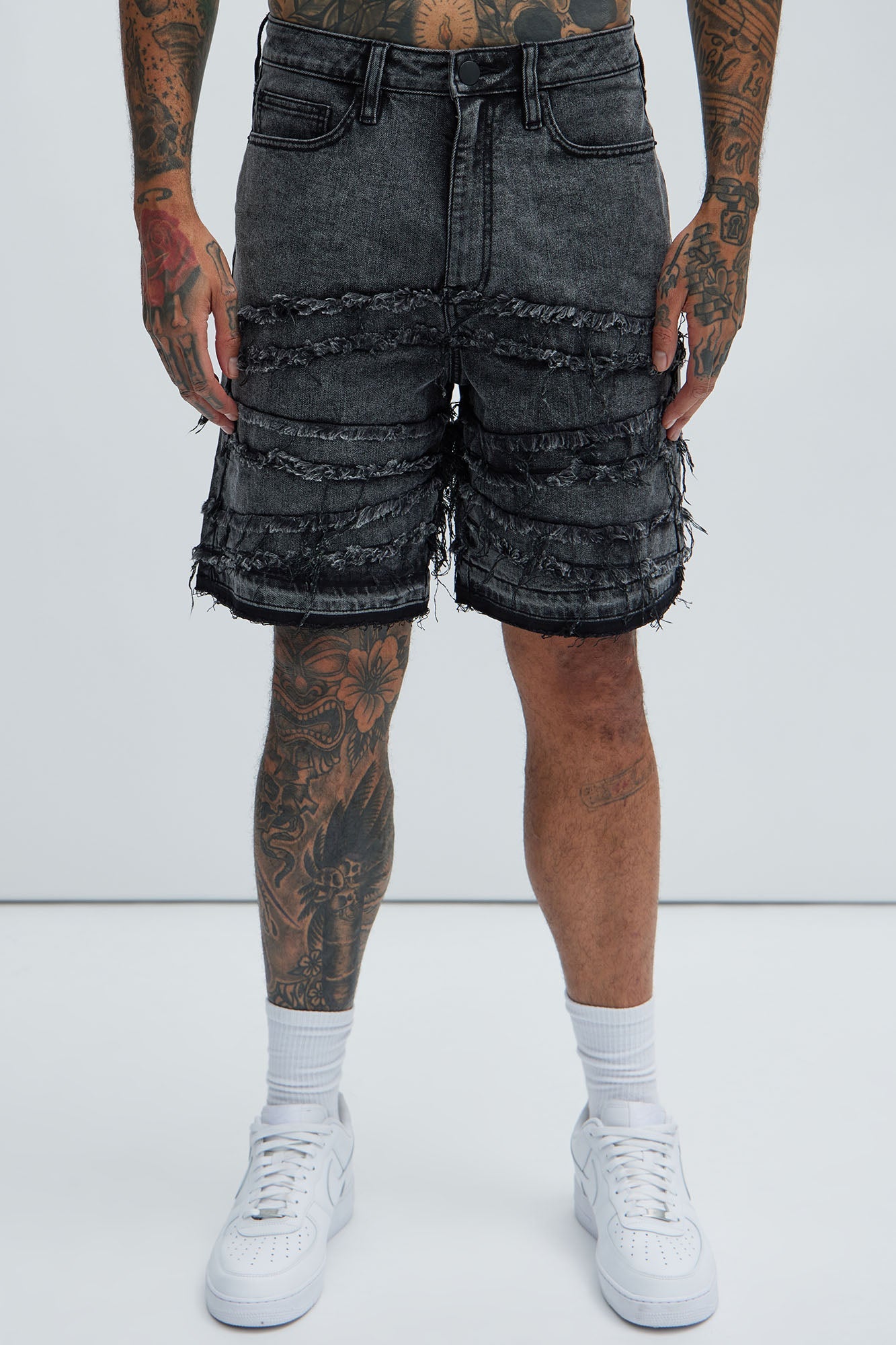 https://cdn.shopify.com/s/files/1/0293/9277/files/01-24-24_S8_63_ZDF01H410017_BlackWash_P_CZ_DJ_14-06-27_31315_MR.jpg?v=1706750994