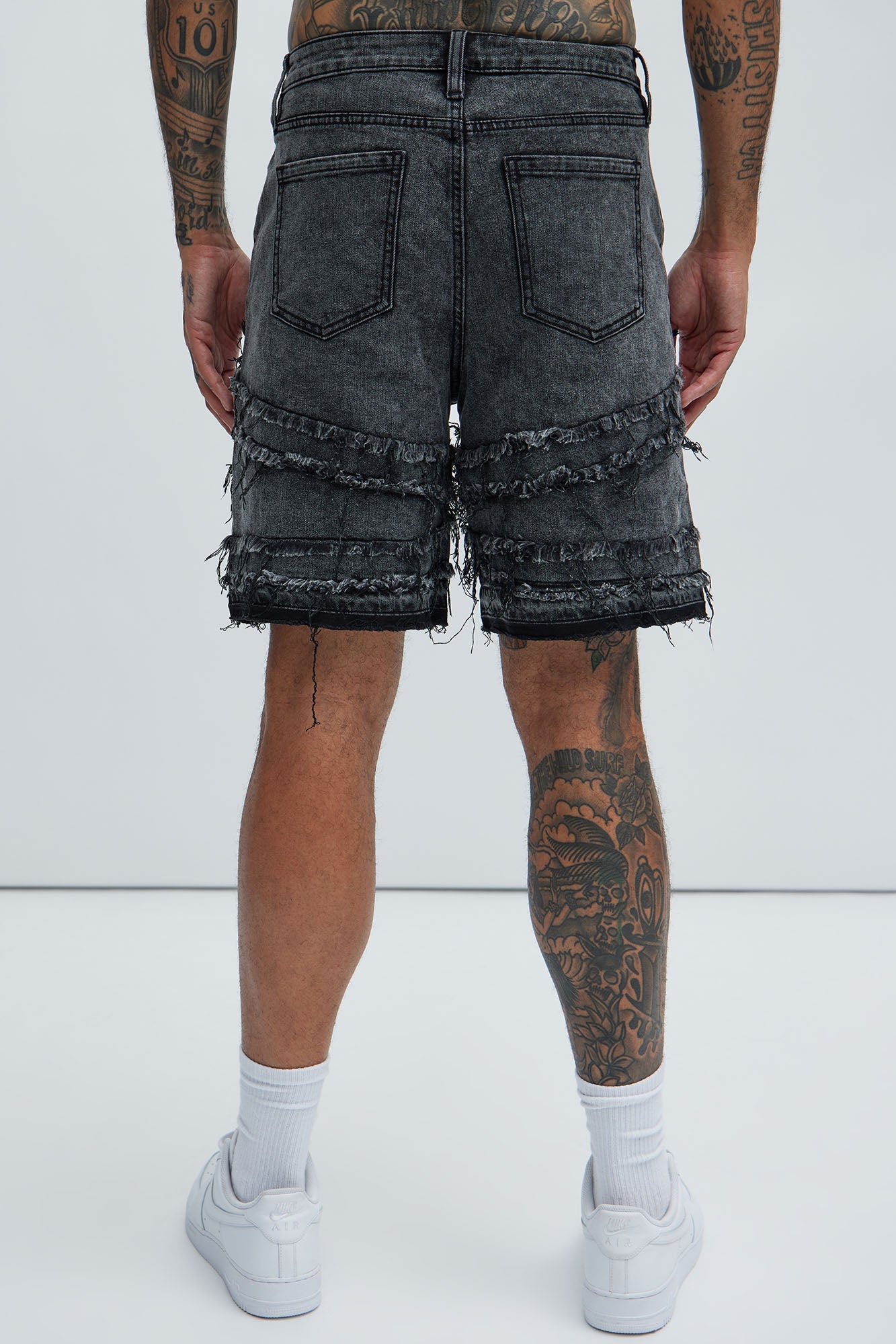https://cdn.shopify.com/s/files/1/0293/9277/files/01-24-24_S8_63_ZDF01H410017_BlackWash_P_CZ_DJ_14-06-27_31317_MR.jpg?v=1706750994