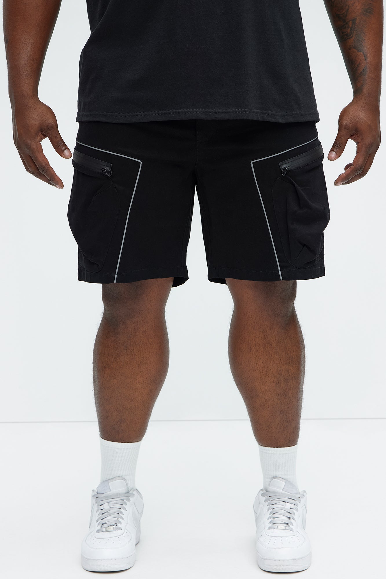 https://cdn.shopify.com/s/files/1/0293/9277/files/02-10-25_S7_72_HD24B3326SH_Black_AE_DJ_14-02-35_PLUS_68187_PXF.jpg?v=1739558953
