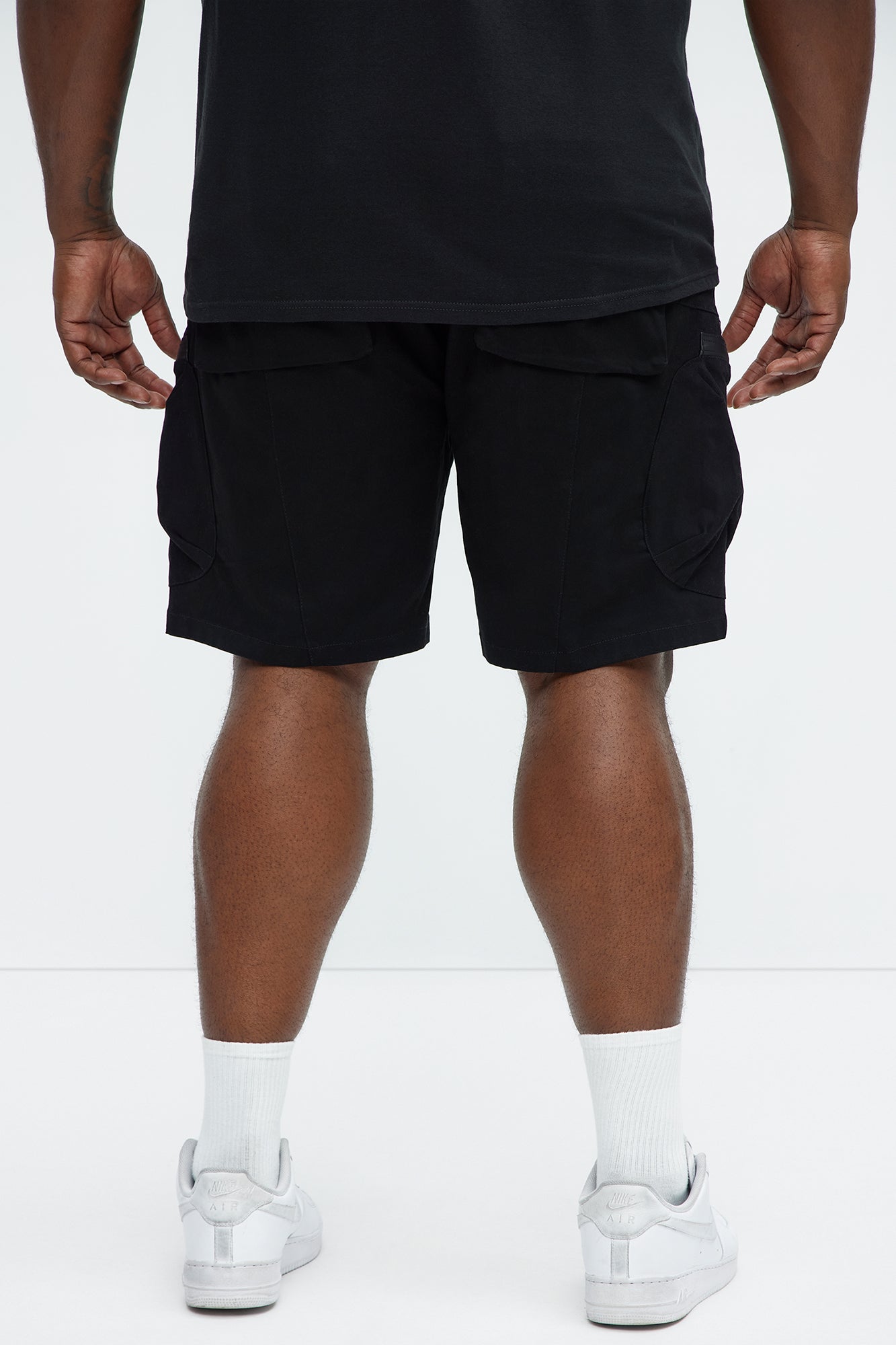 https://cdn.shopify.com/s/files/1/0293/9277/files/02-10-25_S7_72_HD24B3326SH_Black_AE_DJ_14-02-35_PLUS_68190_PXF.jpg?v=1739558953