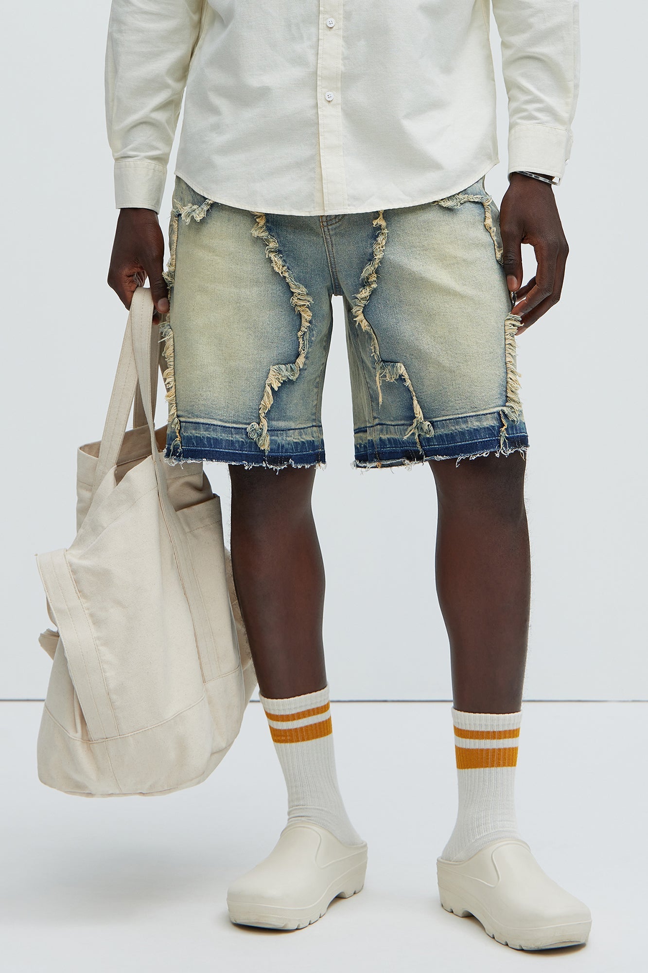 https://cdn.shopify.com/s/files/1/0293/9277/files/03-06-24_S7_91_ZDF01H410085_VintageBlueWash_KF_DJ_15-15-20_45474_PXF.jpg?v=1710617034